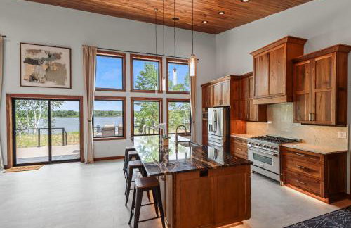 Minocqua Retreat - Hot Tub, Lake View & Game Room - Foto 12