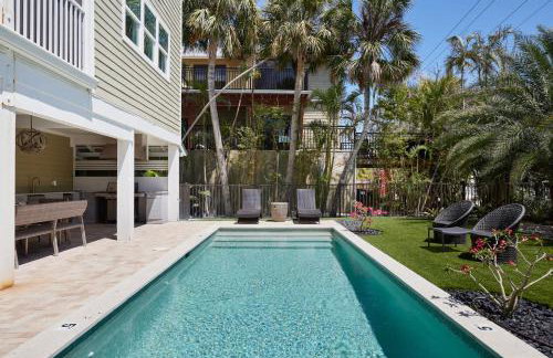 Sea U Soon - Premier 4 Bedroom Villa with Heated Pool - Photo 26