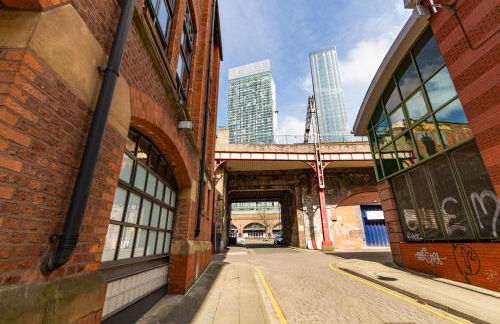 Central Gem: Cosy 2BR with Private Balcony - Foto 48