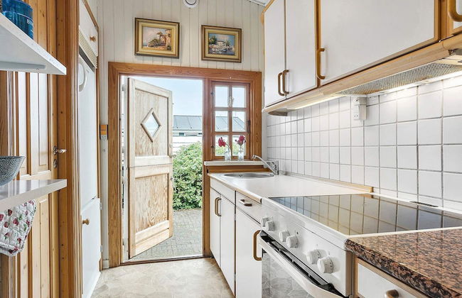 6 Person Holiday Home in Sjolund - Foto 4