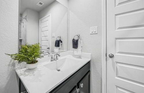 Katy Vibes With Jacuzzi, Elegant and Peaceful 3BR - Foto 61