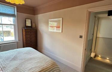 High spec 4 bed Victorian house - Foto 5