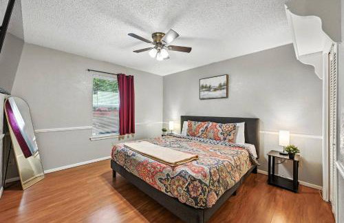 The Oasis 3BR house near stadium and DFW with Pool - Foto 21