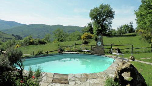 Rustic Holiday Home in Ortignano with Swimming Pool - Foto 4