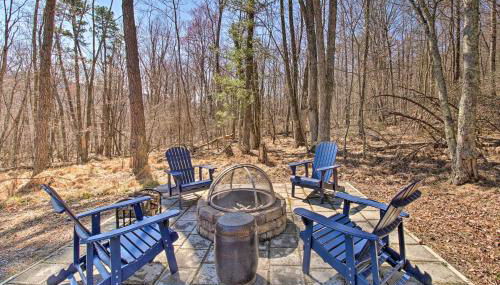 Cabin with Decks and Fire Pit Near Lost River! - Foto 2