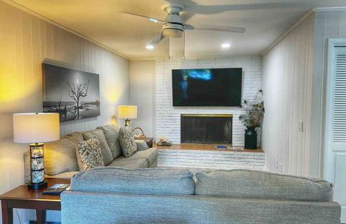 Cute Cottage with 3 min walk to beach with bikes! - Foto 15