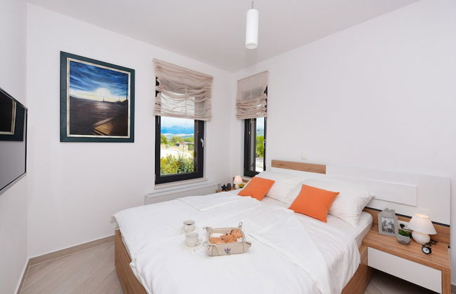 Villa Iris - Photo 3