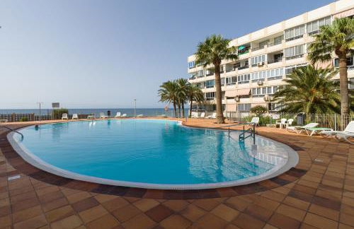 RENOVADO APARTAMENTO 1º LINEA DE MAR - Foto 7