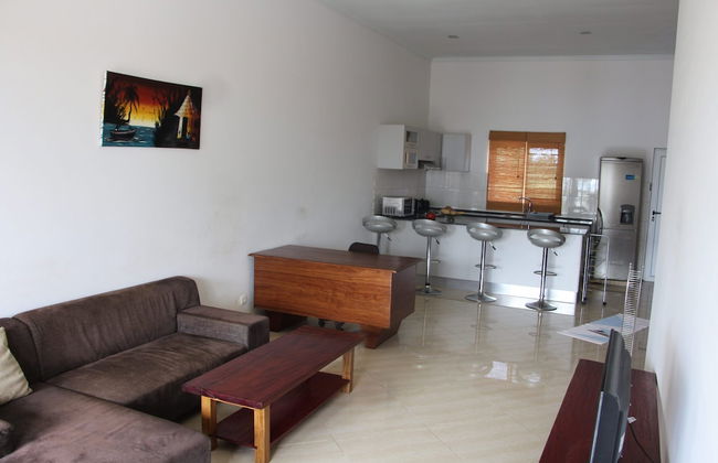 Rezz Aparthotel - Photo 13