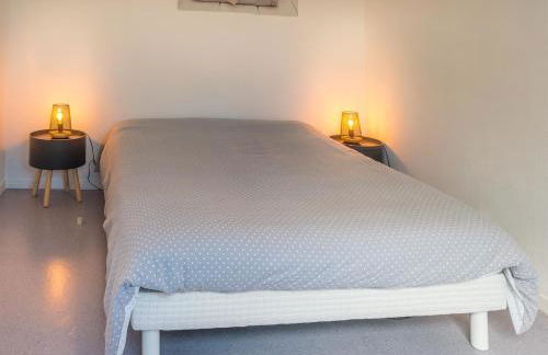 RÉF 335 - PORT-LOUIS appartement vue mer type 3 avec balcon - Foto 16