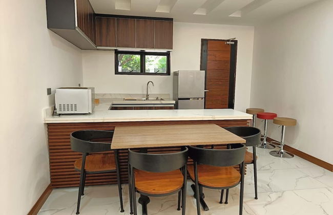 Aurora Villas and Cabin Resort - Photo 10