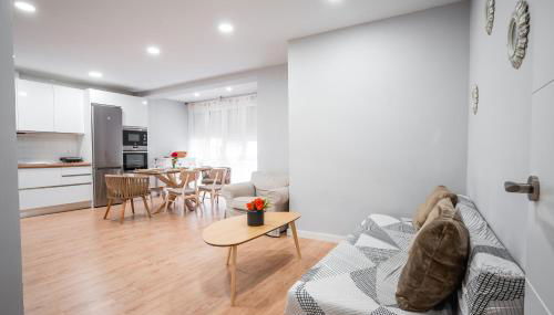 Apartamento turístico con 3 dormitorios en Granada QH Estación de Tren - Foto 4