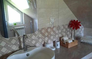 Chata nad Roztokami - Foto 57