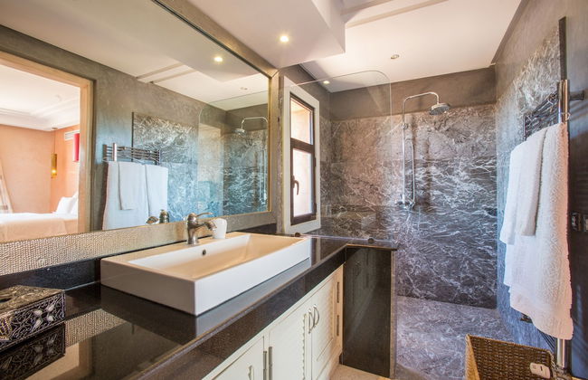 Luxury Services In This Beautiful Villa In Marrakech - Foto 27