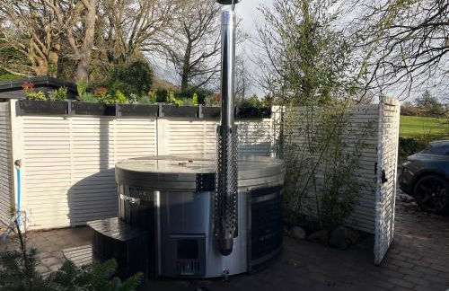 Caban Y Tan Ffawydd Luxury couples retreat with private Wood Fired Hot Tub - Foto 32