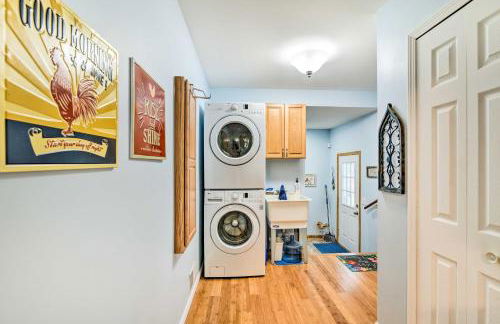 Waterfront Gladwin Home with Deck and Fire Pit! - Foto 22