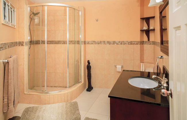 Skyview Manor Guest Apartments - Foto 49