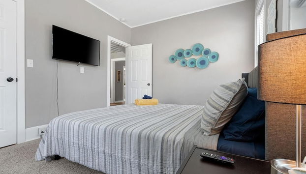 Lazy River Villa - Hottub Fenced Yard Sleeps 11 - Foto 4, Habitación