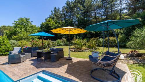 Gîte Ecrin de Verdure Jacuzzi et piscine - Foto 5