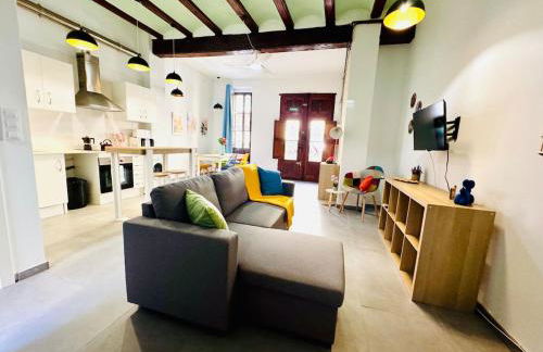 Mediterranean Flat next to the Historic Center - Photo 15