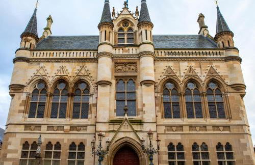 Comfortable, modern apartment with parking. Inverness. - Photo 20