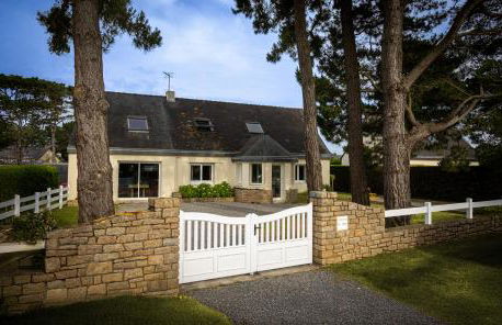 KerDesAmis - Tolles Ferienhaus in Strandnähe mit Sonnenterrasse, Boulebahn und großem Garten - Foto 2