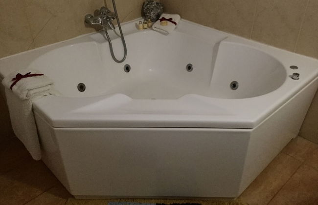 Private Villa, sea Views, Outdoor Bar, Heated Pool - Photo 8