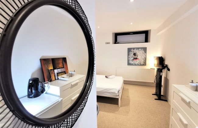 Spacious Double Room with en-suite - 2c - Foto 11