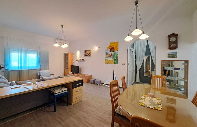 Spacious Urban Retreat Apartment With Terrace - Foto 23