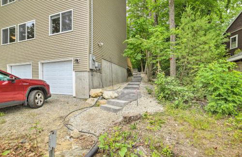 Lakefront Alton Bay Retreat with Dock Near Beaches! - Foto 29