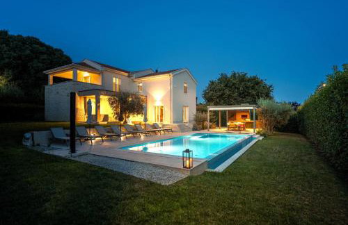 Villa MaK a family Oasis with heated Pool & Nature Views - Foto 39