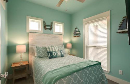 Nautibeach Views from Multiple Decks, Sleeps 14 - Foto 15