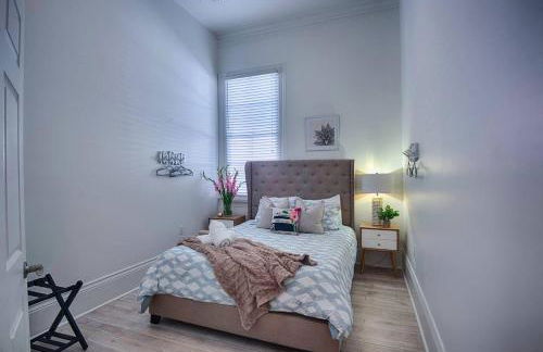 Best Location! 4 BR! Next to French QT by YouRent - Foto 72