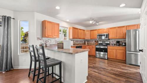 Spacious SIX Bedroom, Great Location - Foto 3