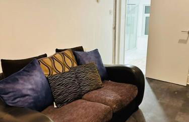Bespoke 2 Bedroom Apt Derby City - Foto 65