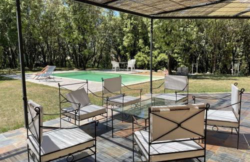 Villa 4* pour 6 pers. avec piscine privée et grand jardin, proche gorges de l'Ardèche - FR-1-382-191 - Foto 2