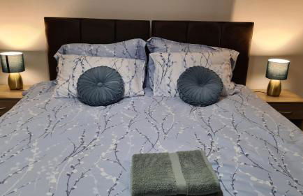 Spacious 3 Bedroom House, 6 beds in Spondon, Derby with Parking - Foto 4