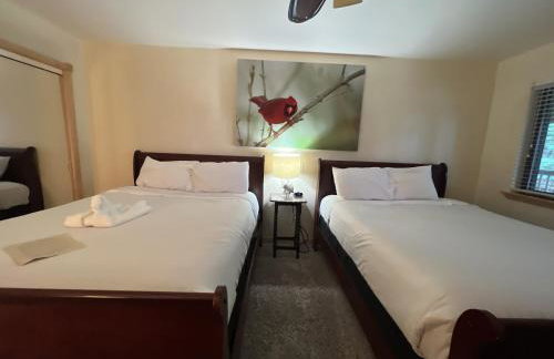 C21, Three bedroom, three bath log-sided, luxury Harbor North cottage with hot tub cottage - Foto 53