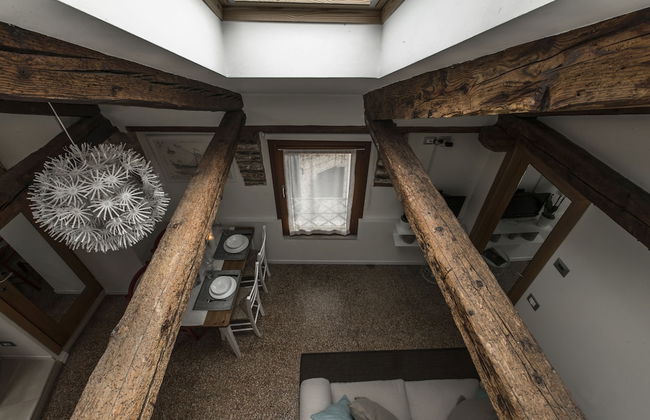 Design District Apartment R&R - Photo 10