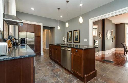 Downtown Historic Luxury Gem with Private Parking - Foto 3