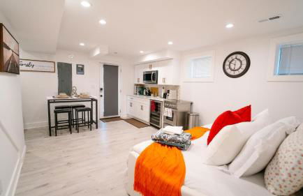 Cozy 1BR 1BA Retreat in a Private DC Basement - Foto 6