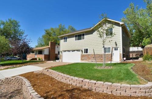 Crestview Place Family Home 2 Mins to UCCS Patio and BBQ - Foto 1