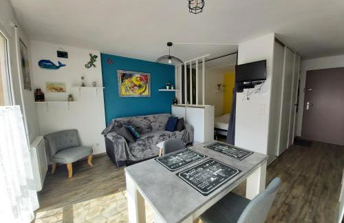 Appartement 2 personnes, superbe vue montagne, exposé sud, Résidence très calme, parking - Foto 2