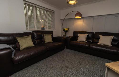 Free Driveway Parking, 3 Double Bedroom House, Quiet Private Estate, Fast WIFI, Ideal for Long Term Contractor, etc Stays, 3 miles 7 mins drive to Nissan, 15 mins to Sunderland Newcastle, Regular Housekeeping Options - See Our Site for Assurance - Foto 22