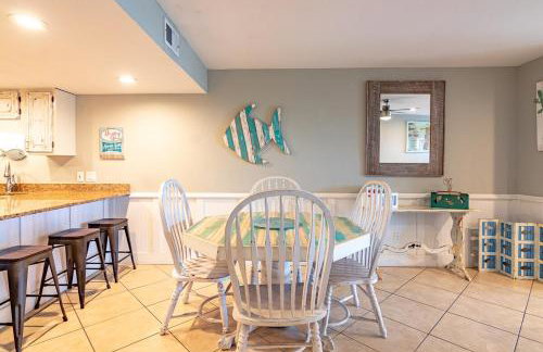 Emerald Seascape! Gulf front! Dog friendly! - Foto 80