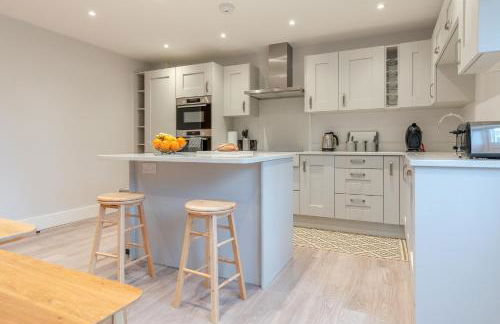 Maple House - Photo 7