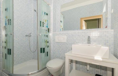 Amazing Apartment In Lukovo With Wifi - Foto 19