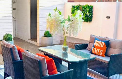 Kaly- Relaxing Garden, Central, Close Parking, near Portsmouth Harbour Train Station, Gunwharf Quays, Southsea - Foto 21