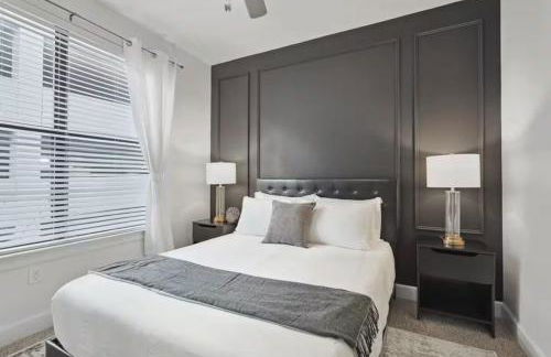 Chic and Stylish 2B near Legacy West Wi-Fi Fitness Pool 2260 - Foto 5