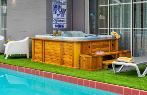 Pool Hot Tub Massage Chair Free EV Charger 5 Mins to Beaches! - Foto 65